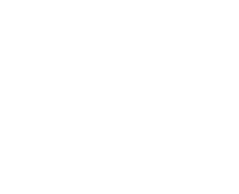 Trois personnes, une à la loupe